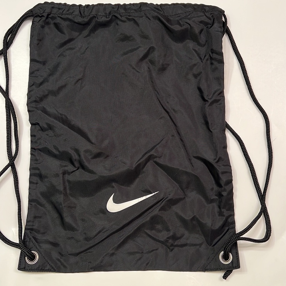 Nike backpack - Picture 2 of 3
